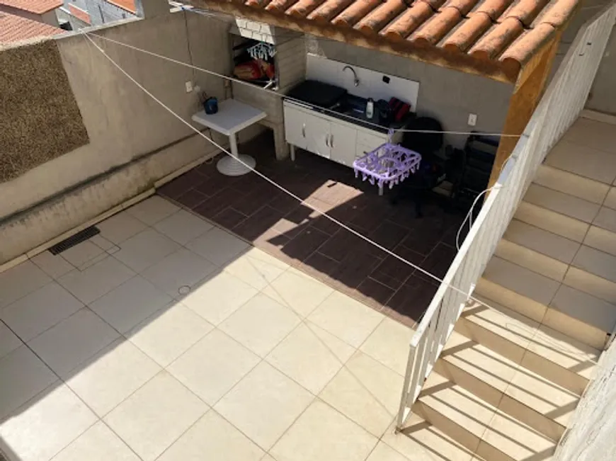 Foto 1 de Sobrado com 3 Quartos à venda, 135m² em Jardim Rio das Pedras, Cotia