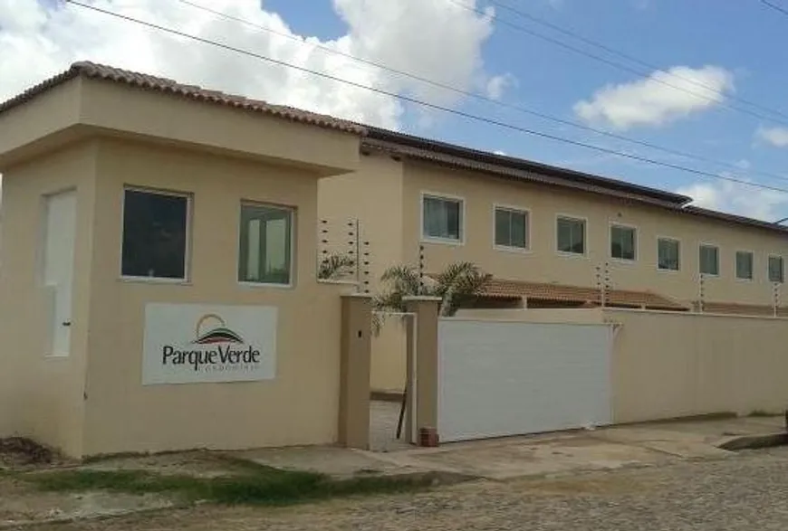 Foto 1 de Casa com 2 Quartos para alugar, 68m² em Messejana, Fortaleza
