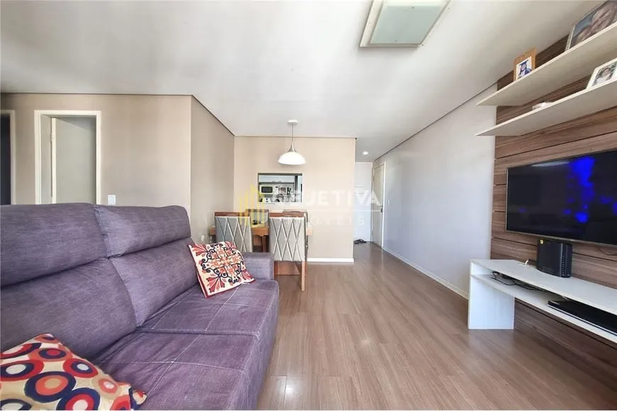 Foto 1 de Apartamento com 3 Quartos à venda, 57m² em Igara, Canoas