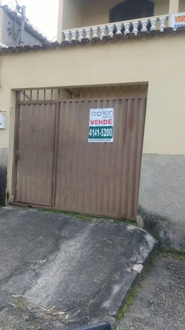 Foto 1 de Casa com 6 Quartos à venda, 300m² em São Joaquim, Contagem