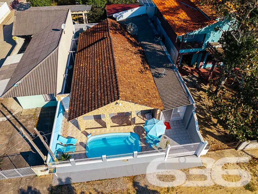 Foto 1 de Casa com 3 Quartos à venda, 195m² em Ubatuba, São Francisco do Sul