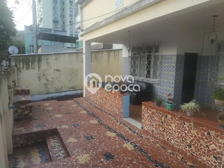 Foto 1 de Casa com 3 Quartos à venda, 550m² em Cascadura, Rio de Janeiro