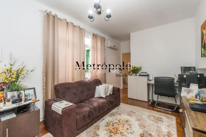 Foto 1 de Apartamento com 1 Quarto à venda, 55m² em Santana, Porto Alegre