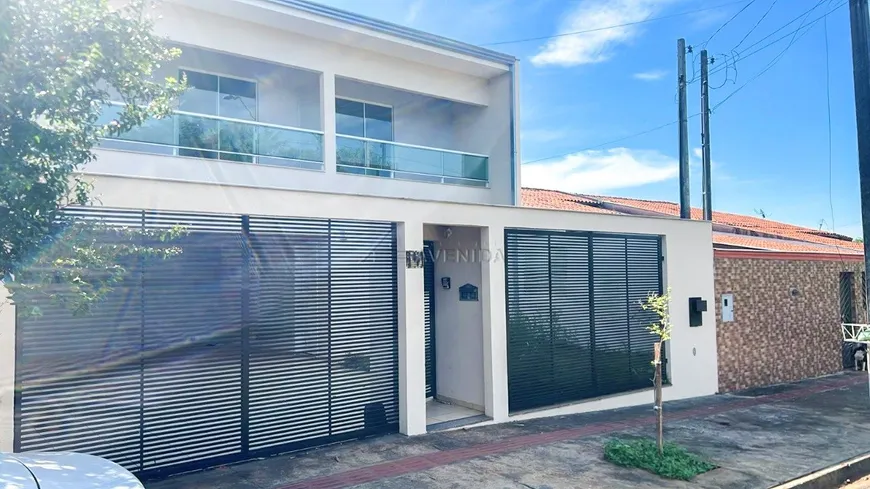 Foto 1 de Casa com 5 Quartos à venda, 220m² em Conjunto Cafezal 1, Londrina