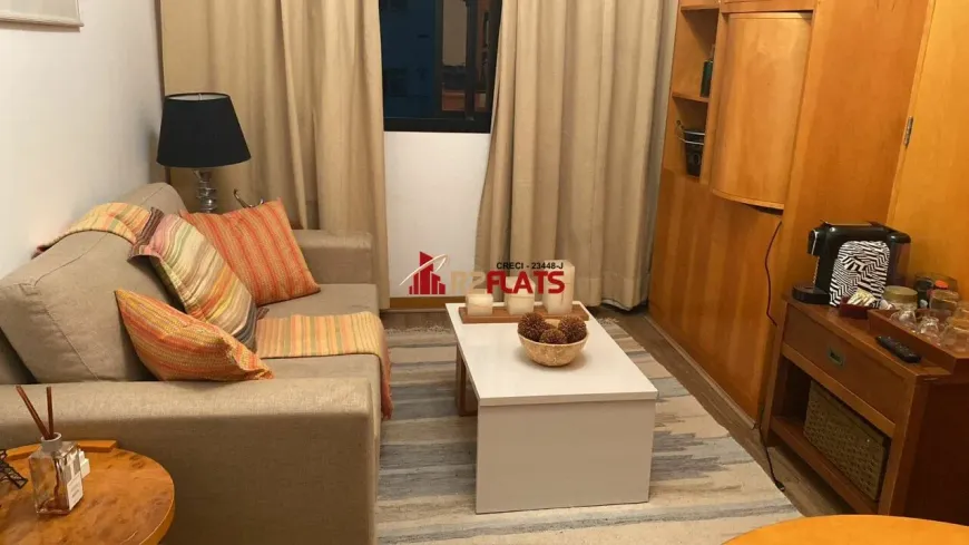 Foto 1 de Apartamento com 1 Quarto à venda, 33m² em Moema, São Paulo