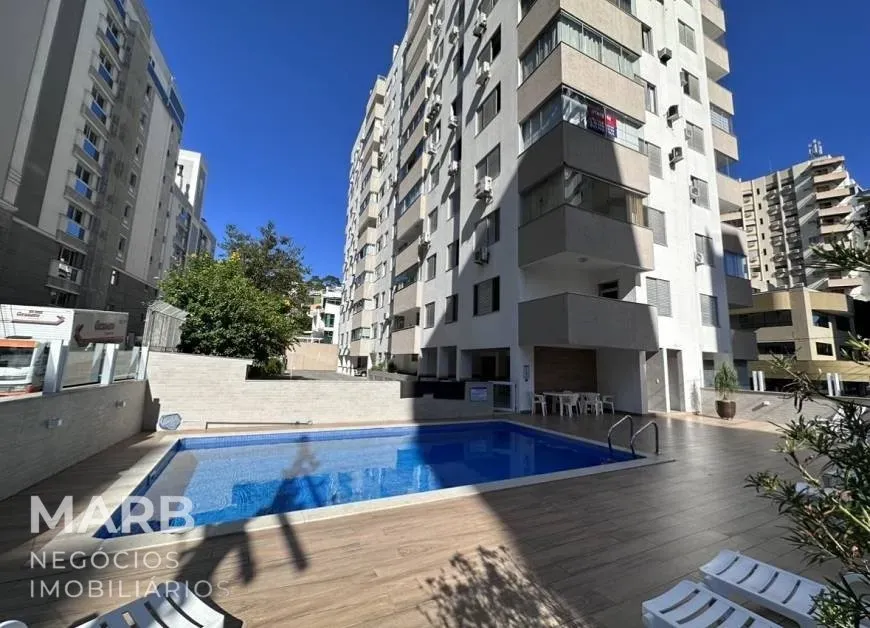 Foto 1 de Apartamento com 4 Quartos à venda, 155m² em Agronômica, Florianópolis