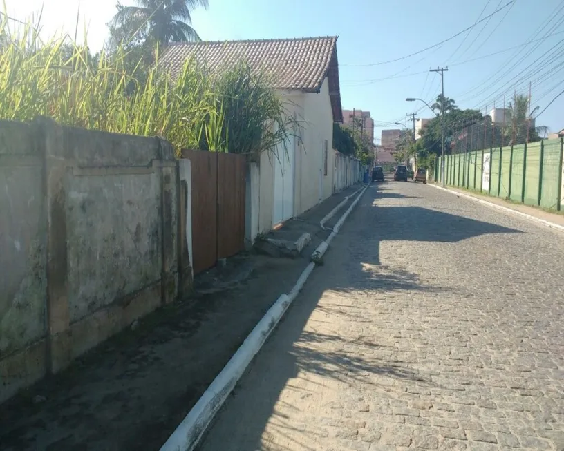 Foto 1 de Lote/Terreno à venda, 582m² em Centro, Saquarema