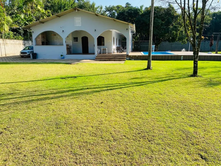 Foto 1 de Casa com 3 Quartos à venda, 120m² em Jardim Aguapeu, Itanhaém