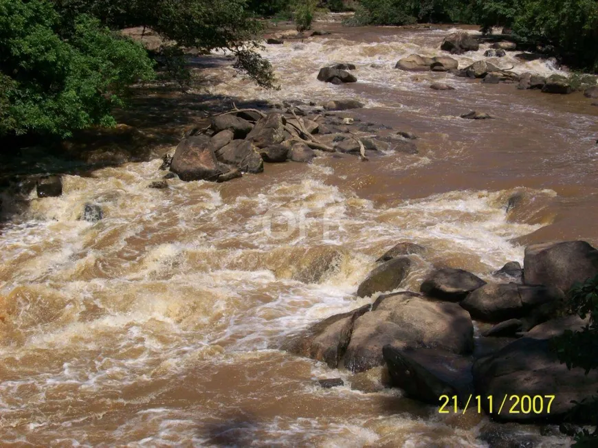 Foto 1 de Fazenda/Sítio com 4 Quartos à venda, 200m² em Jardim Carlos Gomes, Campinas