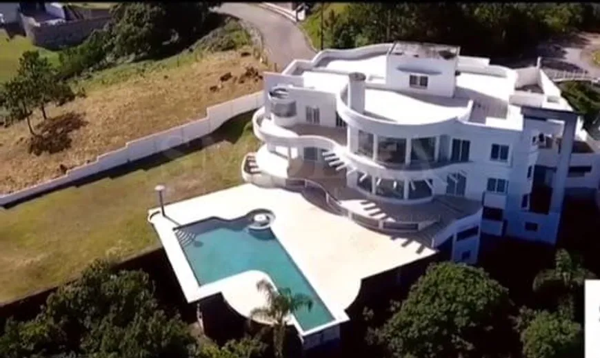 Foto 1 de Casa com 8 Quartos à venda, 1600m² em Joao Paulo, Florianópolis