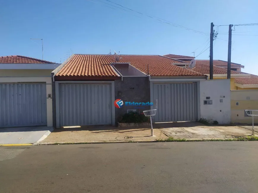 Foto 1 de Casa com 2 Quartos à venda, 140m² em Vila Bressani, Paulínia