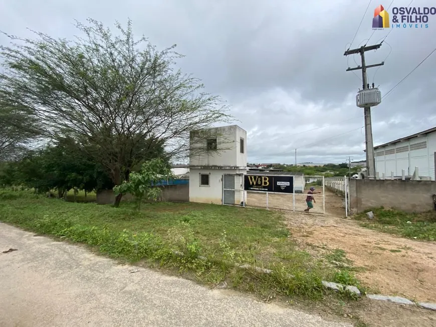 Foto 1 de Galpão/Depósito/Armazém para alugar, 2585m² em Distrito Industrial, Caruaru
