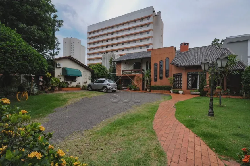 Foto 1 de Casa com 9 Quartos à venda, 515m² em Centro, Foz do Iguaçu