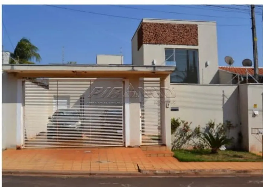 Foto 1 de Casa com 3 Quartos à venda, 137m² em Jurucê, Jardinópolis