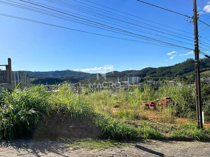 Foto 1 de Lote/Terreno à venda em Barra do Rio Cerro, Jaraguá do Sul