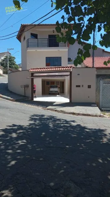 Foto 1 de Sobrado com 2 Quartos à venda, 200m² em Jardim City, Guarulhos