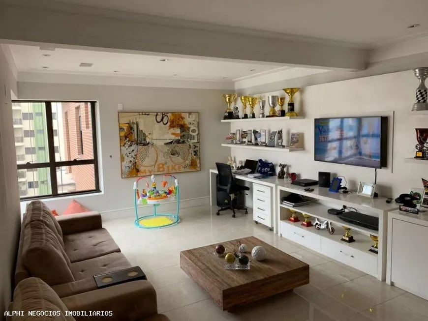 Foto 1 de Apartamento com 3 Quartos à venda, 380m² em Jardim Vila Mariana, São Paulo