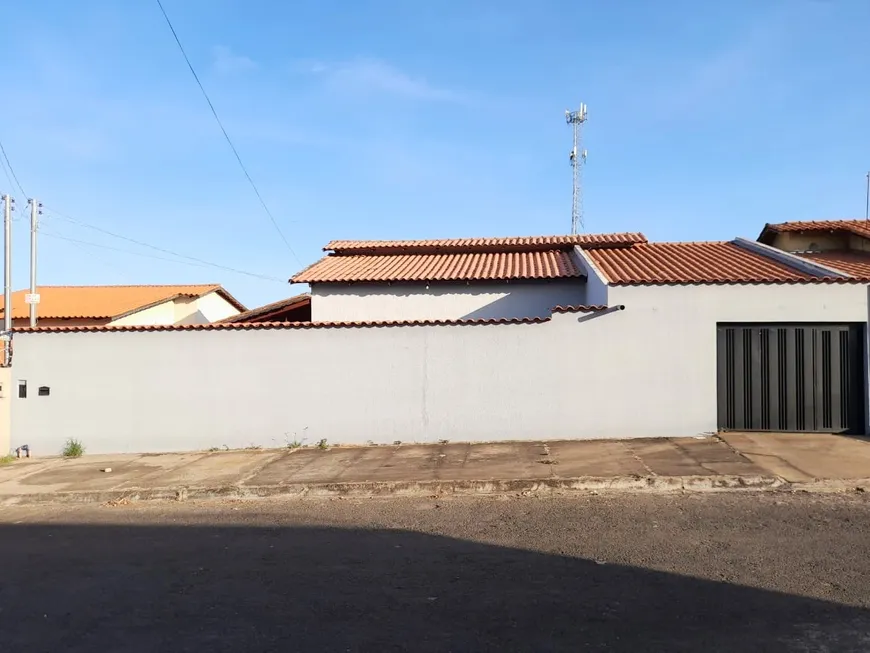 Foto 1 de Casa com 2 Quartos à venda, 86m² em Residencial Jardim Brasilia, Caldas Novas