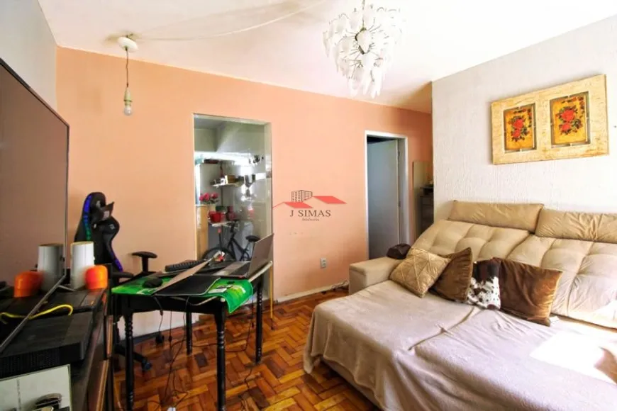 Foto 1 de Apartamento com 1 Quarto à venda, 39m² em Vila Ipiranga, Porto Alegre