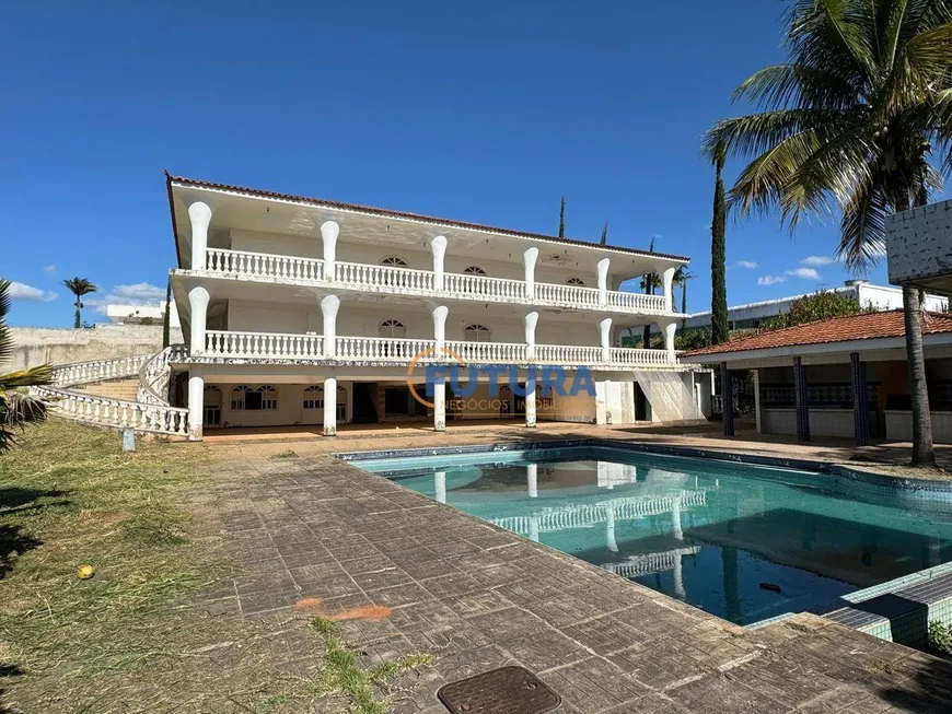 Foto 1 de Casa de Condomínio com 6 Quartos à venda, 1839m² em Setor de Habitacoes Individuais Sul, Brasília