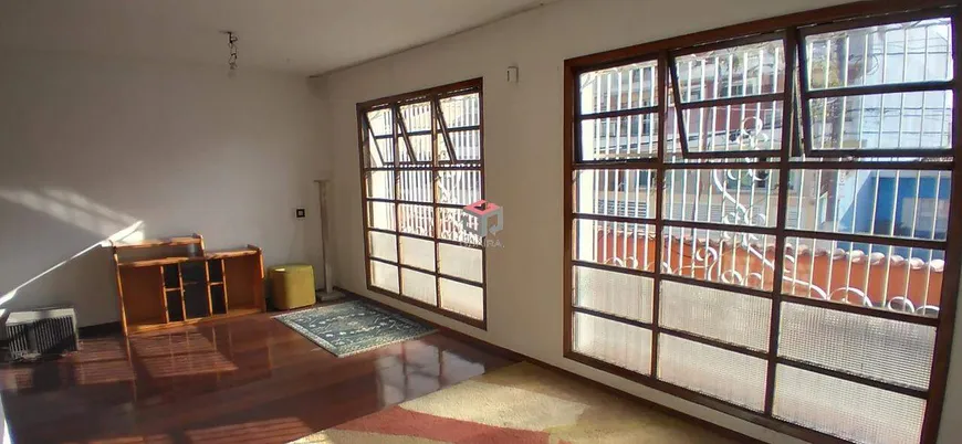 Foto 1 de Casa com 3 Quartos à venda, 190m² em Jardim do Mar, São Bernardo do Campo