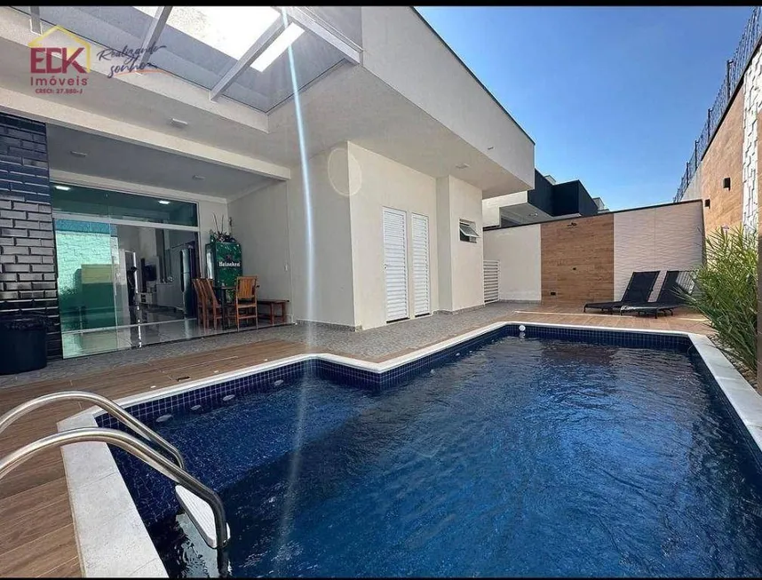 Foto 1 de Casa de Condomínio com 3 Quartos à venda, 144m² em Condominio Residencial Tecoara, Taubaté