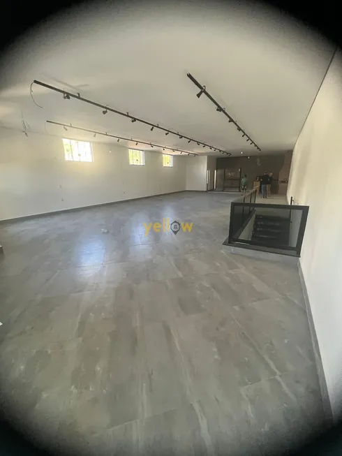 Foto 1 de Ponto Comercial para alugar, 230m² em Vila Curuçá, São Paulo