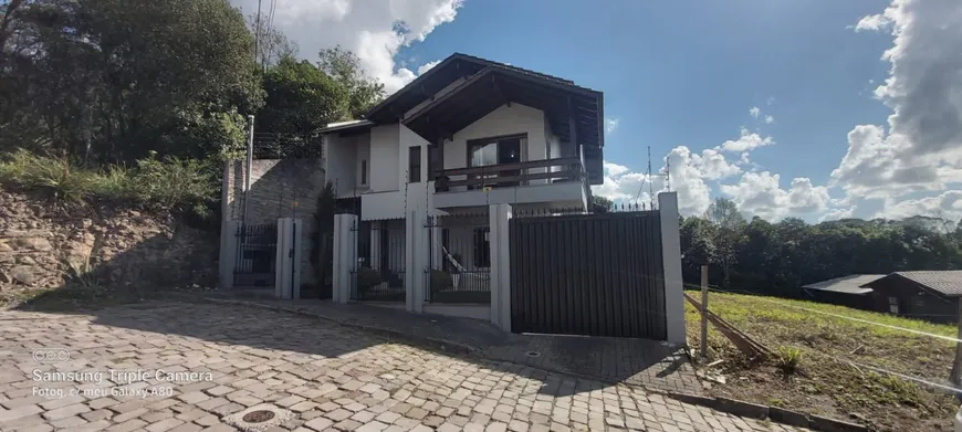 Foto 1 de Casa com 3 Quartos à venda, 400m² em Jardim Eldorado, Caxias do Sul