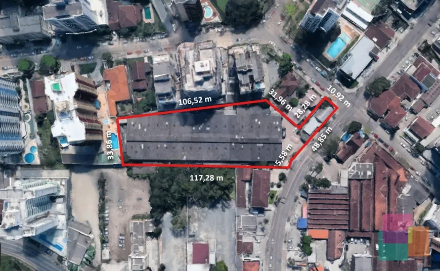 Foto 1 de Lote/Terreno à venda, 5469m² em Centro, Joinville