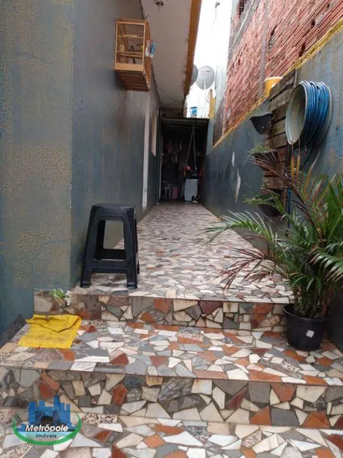 Foto 1 de Casa com 2 Quartos à venda, 400m² em Cidade Soberana, Guarulhos