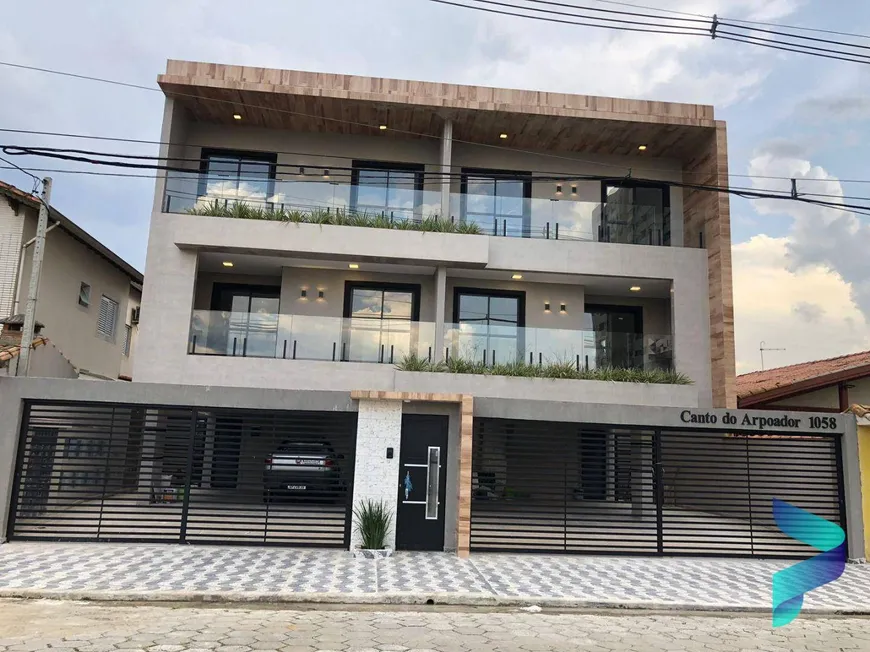 Foto 1 de Casa com 2 Quartos à venda, 40m² em Maracanã, Praia Grande