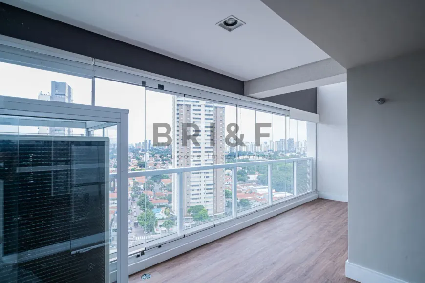 Foto 1 de Apartamento com 3 Quartos para alugar, 135m² em Brooklin, São Paulo