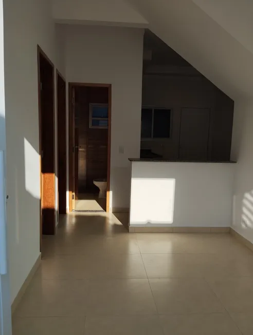 Foto 1 de Casa de Condomínio com 2 Quartos à venda, 47m² em Maracanã, Praia Grande