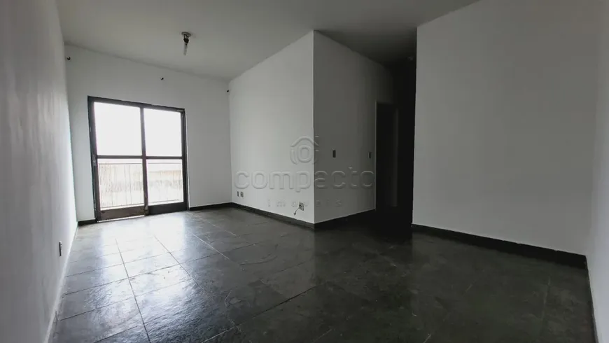 Foto 1 de Apartamento com 3 Quartos para alugar, 90m² em Bom Jardim, São José do Rio Preto