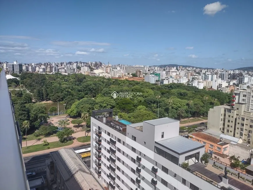 Foto 1 de Apartamento com 1 Quarto à venda, 30m² em Farroupilha, Porto Alegre