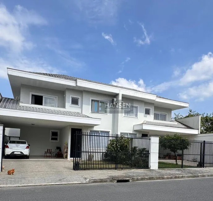 Foto 1 de Casa com 3 Quartos à venda, 146m² em Glória, Joinville