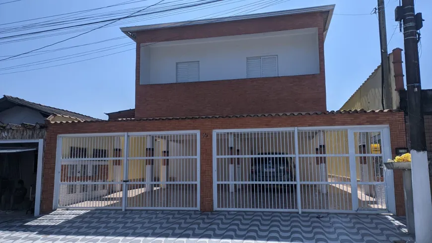 Foto 1 de Casa com 2 Quartos à venda, 50m² em Jardim Guaramar, Praia Grande