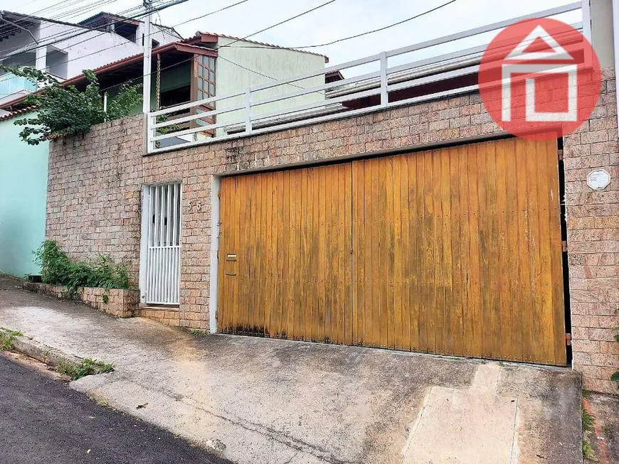 Foto 1 de Casa com 3 Quartos à venda, 125m² em Jardim Europa, Bragança Paulista