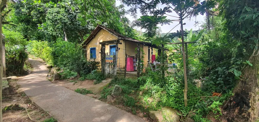 Foto 1 de Lote/Terreno com 1 Quarto à venda, 1764m² em Vila do Abraao Ilha Grande, Angra dos Reis