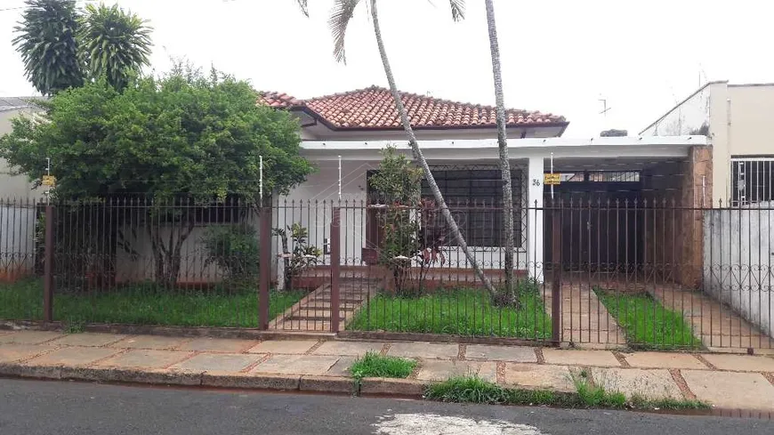 Foto 1 de Casa com 4 Quartos à venda, 192m² em Centro, Araraquara