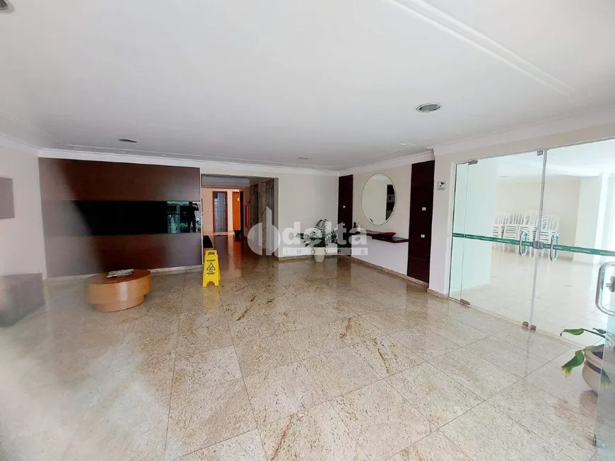 Foto 1 de Apartamento com 3 Quartos para alugar, 90m² em Centro, Uberlândia