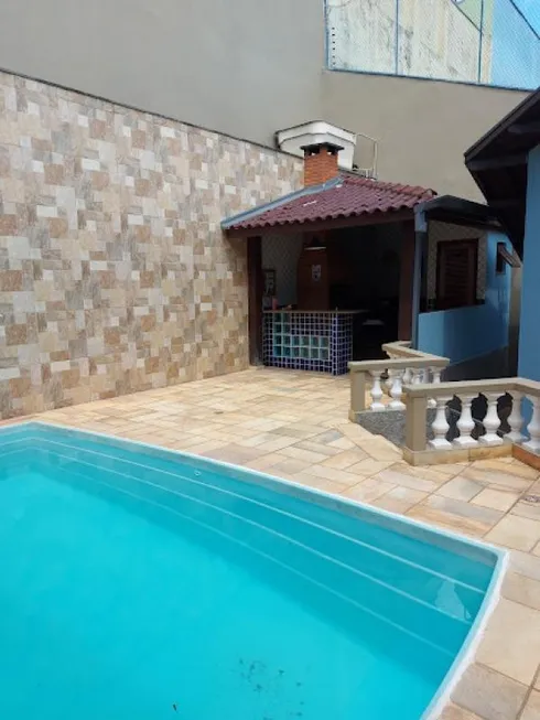 Foto 1 de Casa com 3 Quartos à venda, 302m² em City Bussocaba, Osasco
