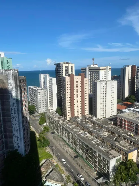 Foto 1 de Apartamento com 2 Quartos para alugar, 50m² em Pina, Recife