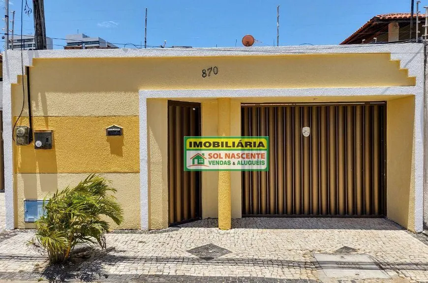 Foto 1 de Casa com 3 Quartos à venda, 190m² em Engenheiro Luciano Cavalcante, Fortaleza