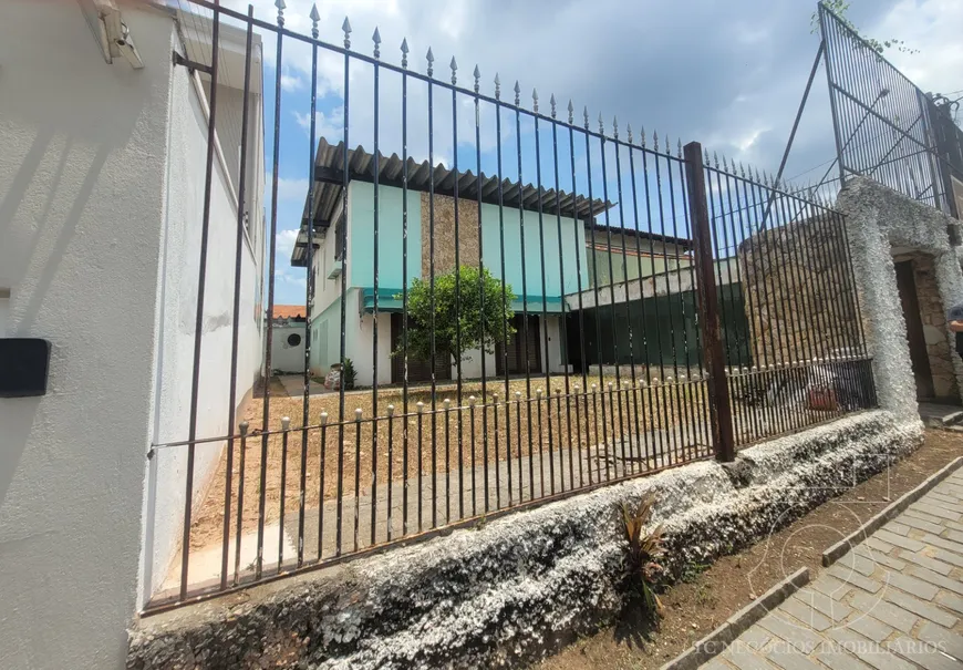 Foto 1 de Casa com 4 Quartos à venda, 300m² em Jardim das Vertentes, São Paulo