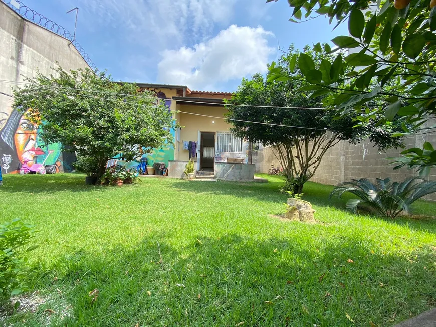 Foto 1 de Casa com 3 Quartos à venda, 70m² em Manguinhos, Serra