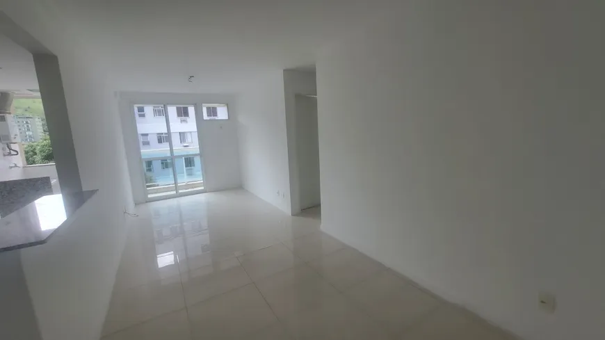 Foto 1 de Apartamento com 2 Quartos para venda ou aluguel, 63m² em Praça Seca, Rio de Janeiro