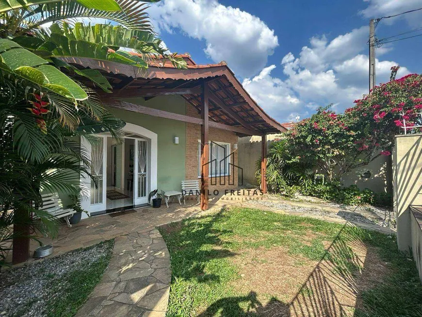 Foto 1 de Casa com 3 Quartos à venda, 162m² em Vila Helena, Atibaia