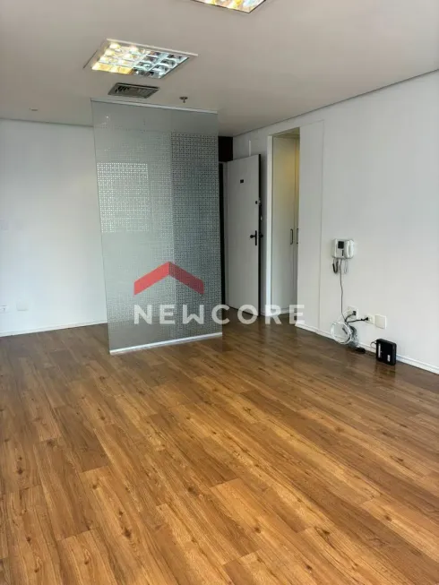 Foto 1 de Sala Comercial com 1 Quarto à venda, 50m² em Indianópolis, São Paulo