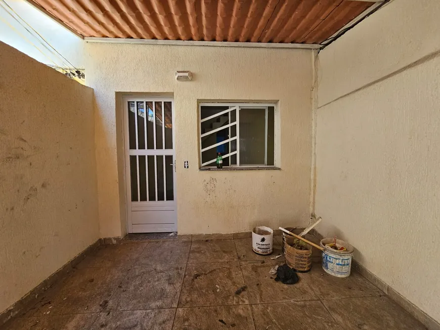 Foto 1 de Casa com 2 Quartos à venda, 58m² em Centro, Nilópolis